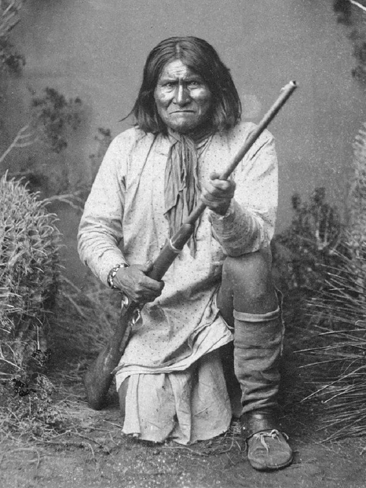 S3, E8, Pt 1: “W. Michael Farmer on Geronimo, Fort Sill and The Life of the Apache Warrior”