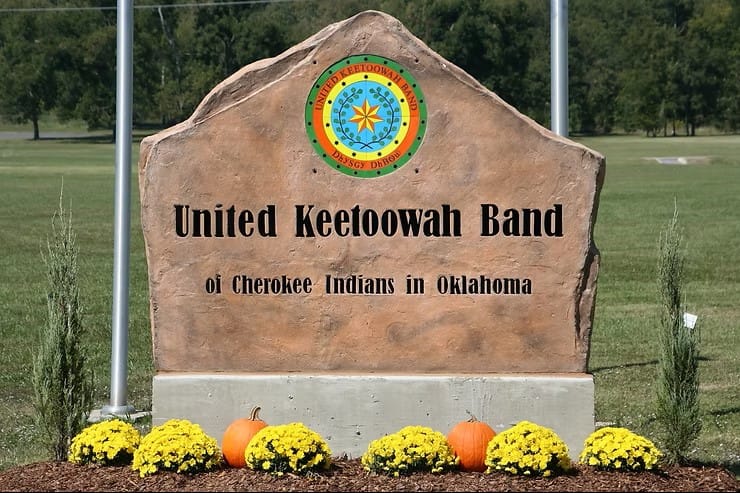 Muscogee (Creek) Nation tables resolution backing UKB after Cherokee Nation opposition